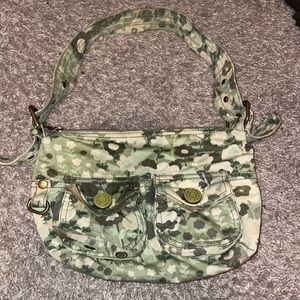 Vintage Gap camo flower purse!